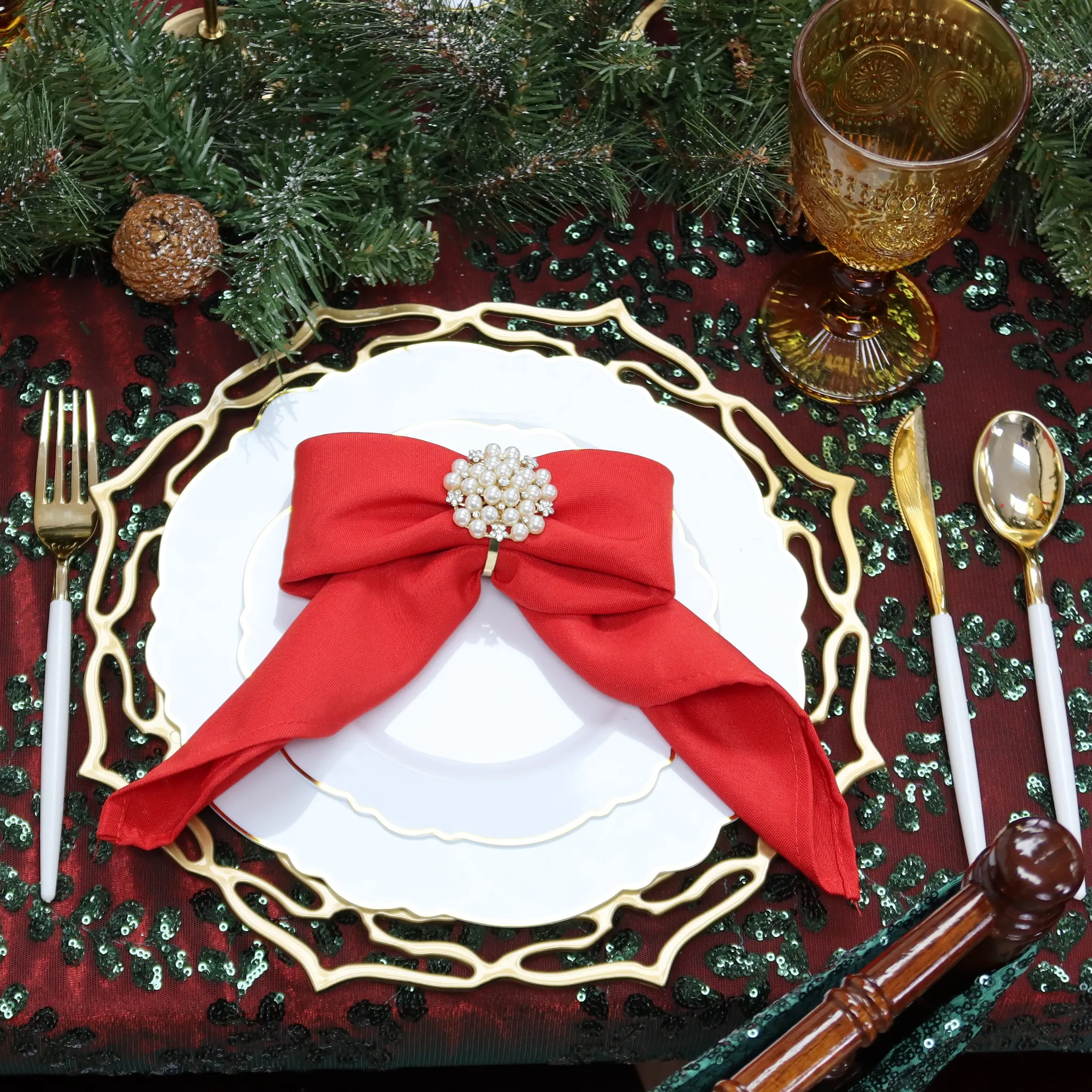 10 pc/pk Pearl and Diamond Cluster Napkin Ring - Gold