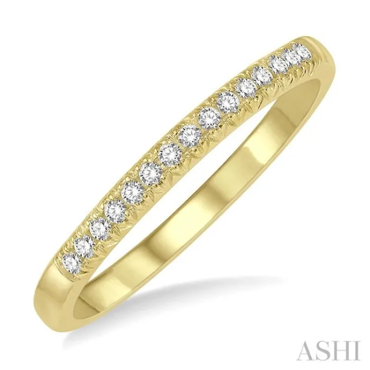 1/10 ctw 15Stones Round Cut Diamond Wedding Band in 14K Yellow Gold