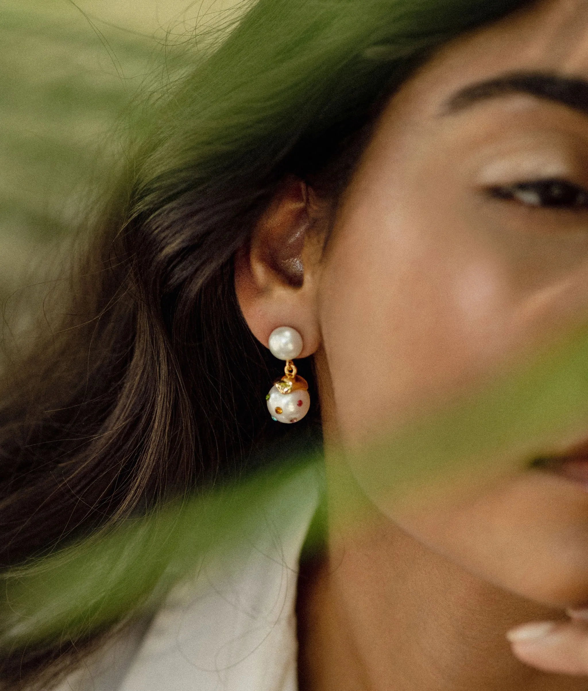 Confetti Drop Earrings in White