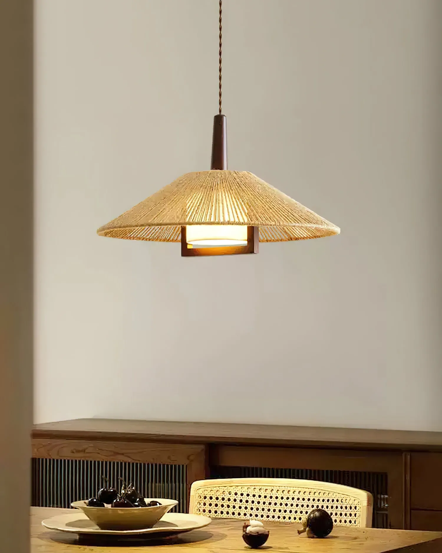 Mons Pendant Lamp