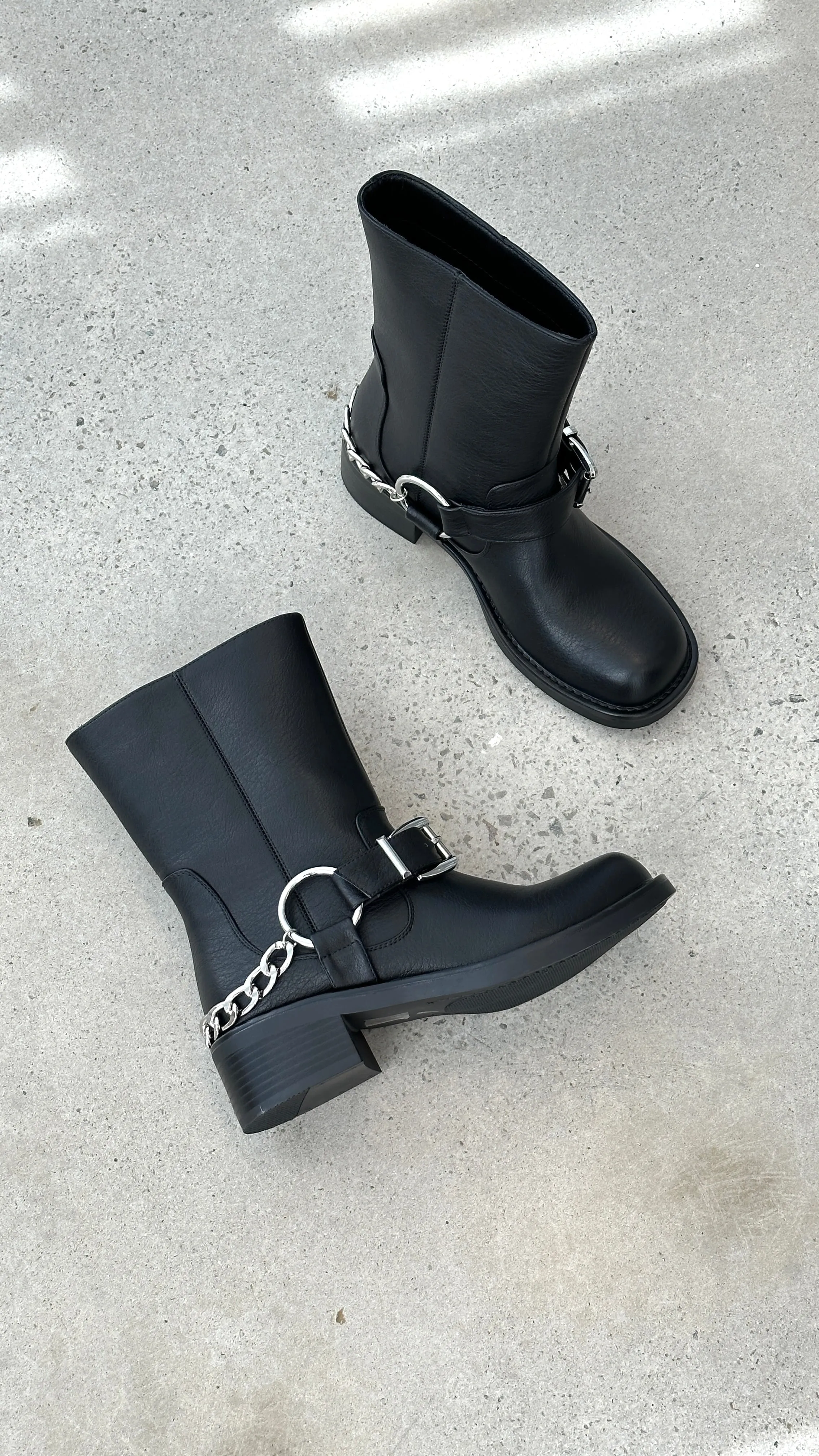 Oskar Boots - Black