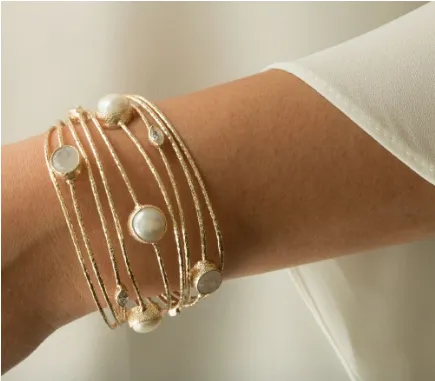 Pearl Diver's Multiline Cuff