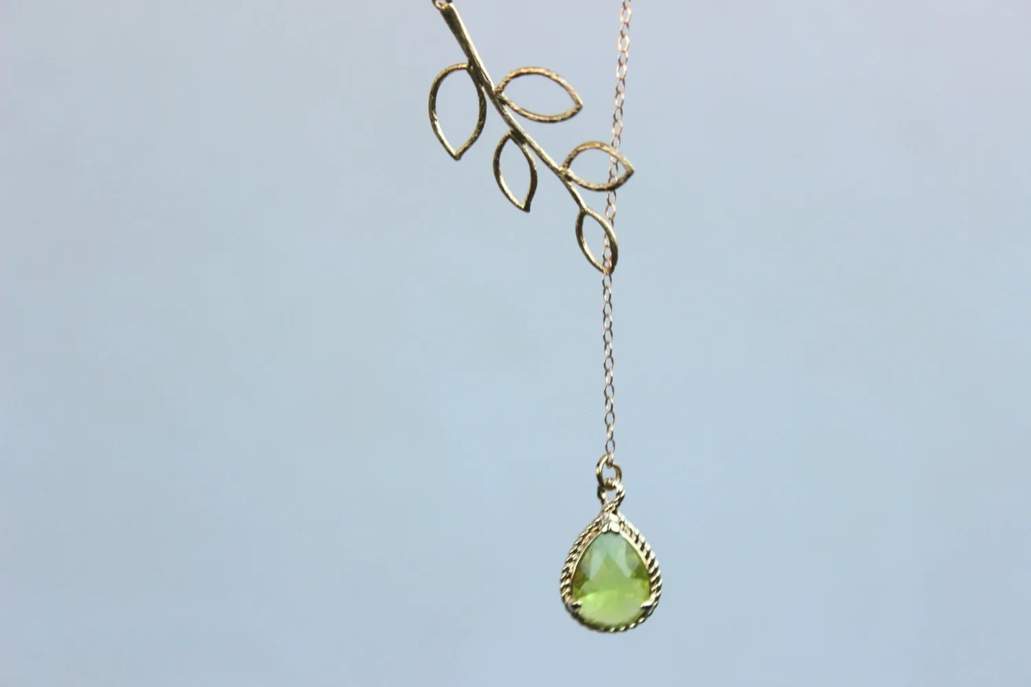 Peridot Apple Green Lariat Necklace Lariet Leaf Gold Teardrop Bridal Necklace - Bridesmaid Lariat Necklace - Bridesmaid Jewelry Wedding