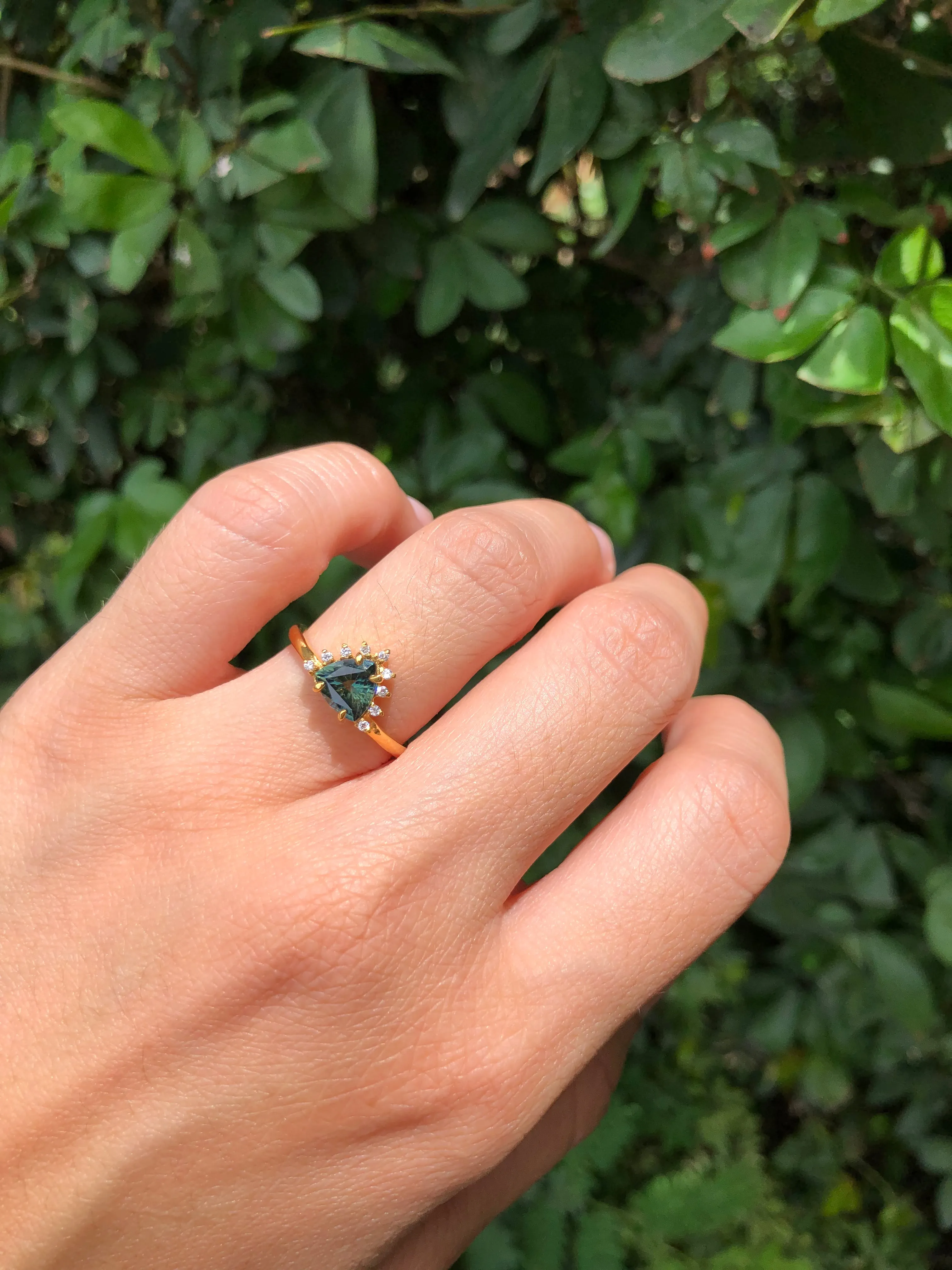 Ring with Trillion Cut Teal Sapphire (1.27 ct) and Diamonds, Solid 14k Gold | ONE-OF-A-KIND